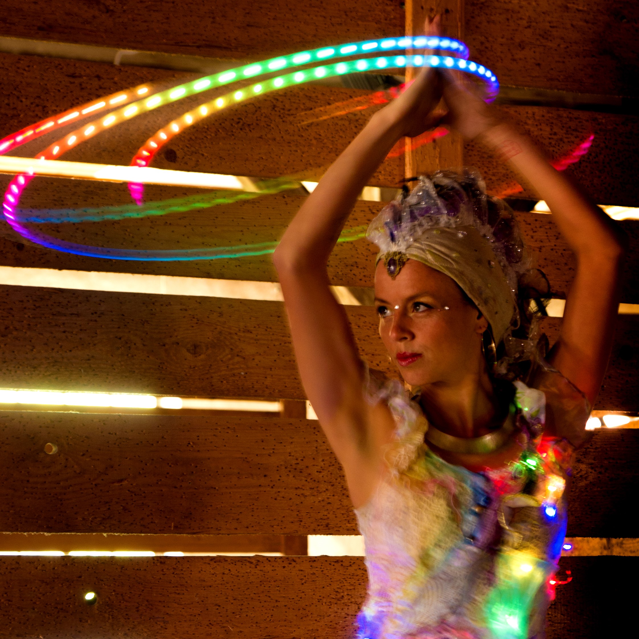 LED Walking Act und Show mit HulaHoop